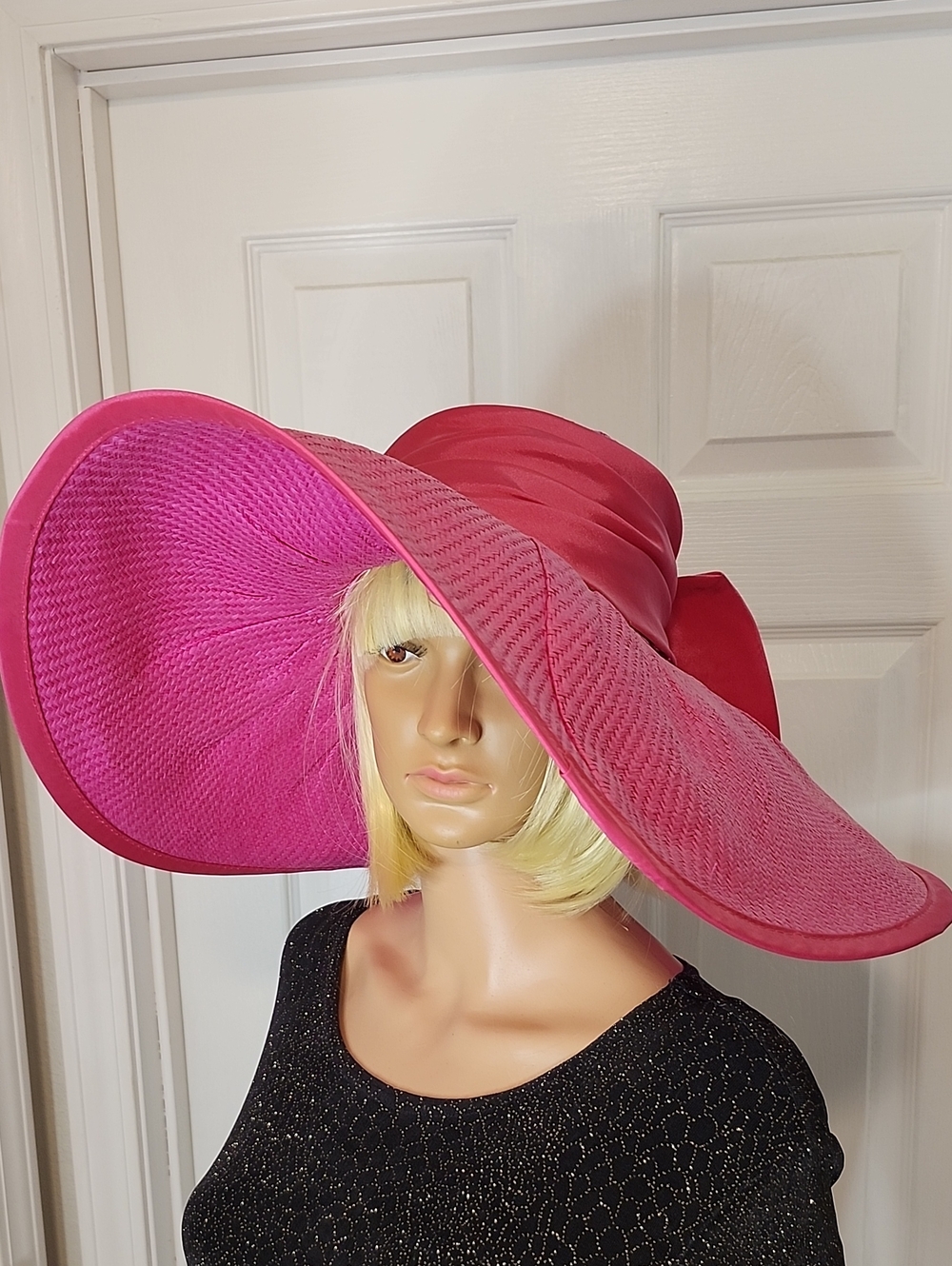Somthing Special Adjustable Women's Wide-Brim Pink Sun Hat with Satin Band